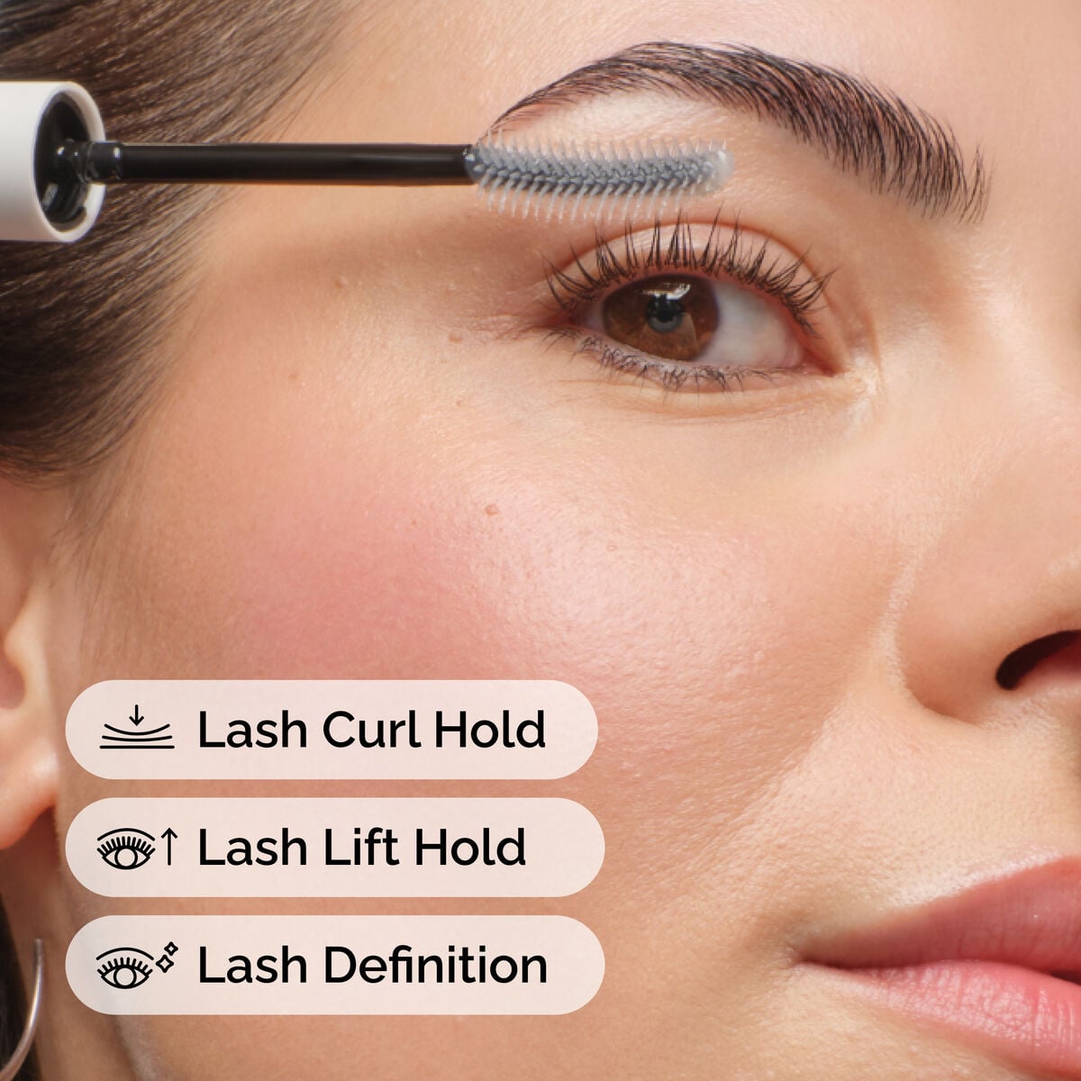 lash-curl-finisher-r5 ord-lash-curl-finisher-model-application-with-benefits.jpg